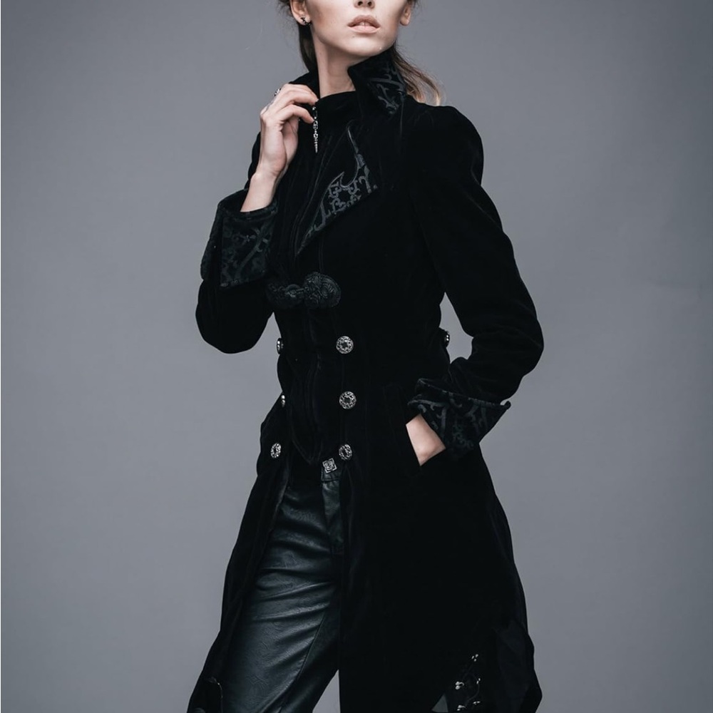 Elegant Black Velvet Women's GOTH Coat